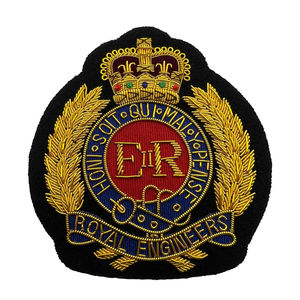 Insignias Hamza de Lujo Hechas a Medida de Alta Calidad con Pin de Seguridad, Nuevo Diseño, Tela Premium con Bordado de Hilo Metálico - Product Image 2