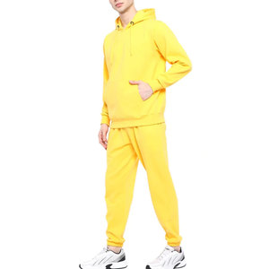 Ensemble de survêtement jaune à capuche pour homme, manches longues, couleur unie, sweat-shirt et pantalon décontractés avec poches latérales, coupe classique, pour l'automne - Product Image 2