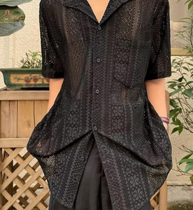 Camisa de manga corta asimétrica de encaje negro para mujer, cuello vuelto, corte holgado, estampado geométrico, primavera verano - Product Image 1