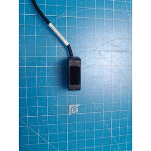 Sensor Fotoeléctrico KEYENCE PZ2-61, Receptor Usado Como Está, Piezas de Equipos Semiconductores de Época - Product Image 3