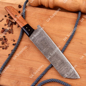 Cuchillo de Cocina Profesional de Acero de Damasco Forjado a Mano con un Hermoso Patrón, Mango Ergonómico Ambidiestro, Hoja de 8 Pulgadas - Product Image 4