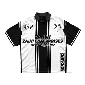 เสื้อผู้ชายผ้าโพลีเอสเตอร์อินเตอร์ล็อคถักเนื้อแน่น 170 GSM พรีเมียม พิมพ์ลายดิจิตอล ปักลาย ระบายอากาศได้ดี สไตล์สปอร์ต สีดำ สีฟ้า - Product Image 1