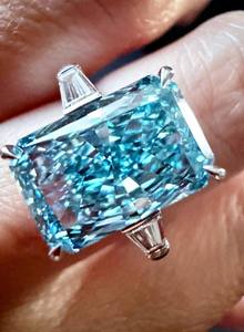 Bague de fiançailles en diamant bleu taille radiant sertie à griffes, plaqué rhodium, ajustable, tendance, cadeau pour femme pour mariage, anniversaire ou fête - Product Image 5