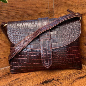 2024กระเป๋าหนังแท้ลายจระเข้แบบพาดลำตัวใหม่จากโรงงาน - Product Image 2