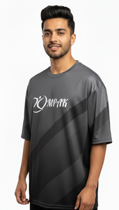 เสื้อยืดโอเวอร์ไซส์ผู้ชายสุดเทรนดี้ พิมพ์ลายแบบซับลิเมชั่น ทรงหลวม สไตล์สตรีทแวร์ แฟชั่นลำลอง ใส่ได้ทุกวัน - Product Image 5