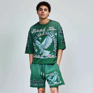 เสื้อยืดแขนสั้นพิมพ์ลายกราฟิก Y2K ประดับเพชรเทียมทรงโอเวอร์ไซส์ ผ้าคอตตอนหนานุ่ม สวมใส่สบาย พร้อมกางเกงขาสั้น ชุดเซ็ตขายส่ง - Product Image 1