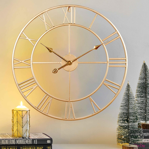Reloj de Pared Grande de Metal Dorado con Números Romanos, Reloj Decorativo de Cara Abierta para Sala de Estar, Oficina en Casa, Decoración Interior Moderna y Lujosa - Product Image 3