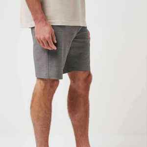 Pantalones cortos de hombre de moda, personalizados, de algodón 100%, estilo streetwear, de 6 pulgadas, con múltiples bolsillos, tipo cargo, para entrenamiento. - Product Image 2