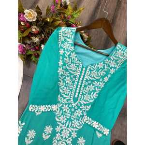 TRAVAIL DE BRODERIE EN FIL DE RAYONNE À LA MODE KURTI AVEC PALAZZO VERT DE MER - Product Image 6