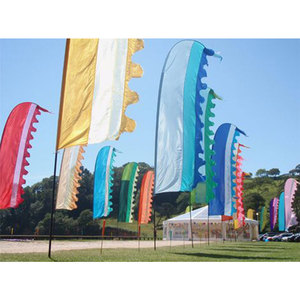 Banderas Decorativas Pop-Up con Patrón Geométrico Colorido, Banderas para Exteriores con Diseño Serigrafiado, Aptas para Todas las Estaciones - Product Image 6