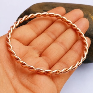 กำไลทองแดงทำด้วยมือลายนูนดอกไม้สร้อยข้อมือโลหะหรูหราเครื่องประดับสไตล์ดั้งเดิมที่สวยงาม - Product Image 5
