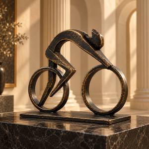 Sculpture d'artiste cycliste avec vélo |   Figurine décorative vieillie pour salon, bureau, étagère, table, décorations d'intérieur - Product Image 2