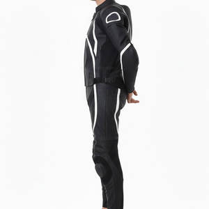 Combinaison de moto pour homme, équipement de protection toutes saisons, coupe confortable et coupe-vent. - Product Image 5