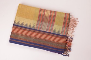 Sari de Seda y Algodón Tejido a Mano de Primera Calidad con Borde Rojo Zari en Contraste |   Colección Elegante de Ropa Festiva para Fiestas y Bodas para Mujer 01 - Product Image 6