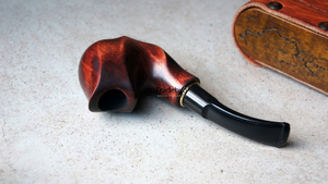 Elegante Pipa de Tabaco Moderna de Madera, Hecha a Mano con Madera Natural Ecológica, Lacada y con Estilo, Regalo de Tradebyd - Product Image 5