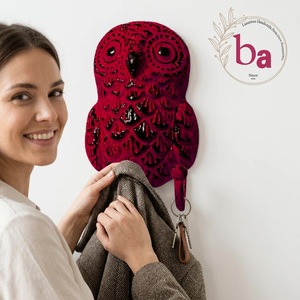 Patère murale en métal faite à la main, motif hibou rouge, design animal de dessin animé, crochet unique pour manteau - Product Image 5