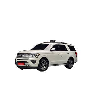 Ford Expedition Platinum 4WD 2022 avec boîte de vitesses automatique, sièges en cuir, caméra arrière, 64 023 km, conduite à gauche - Product Image 1
