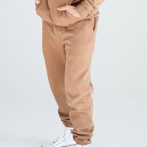 Pantalon de survêtement gris ample et élégant pour hommes, taille mi-haute, personnalisable avec logo, vêtements décontractés pour revendeurs, vente en gros - Product Image 4