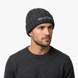 Bonnet en tricot torsadé gris anthracite avec revers, chaud pour l'hiver, avec logo brodé personnalisé - Product Image 5
