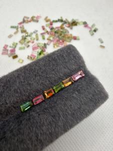 Tourmaline naturelle multicolore 10x3-5x3MM 41 carats Lot Coupe Baguette Pierre extraite de mine africaine Effet de couleur sans trou ZEHRA GEM - Product Image 2