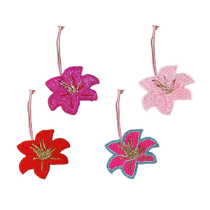 Nouvel accessoire floral perlé fait main en PVC, petit pendentif porte-clés pour sac, à coudre sur les patchs ou comme ornements suspendus - Product Image 3
