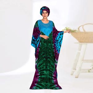 Caftán Farasha de Rayón con un Atrevido Estampado Abstracto, Panel de Cuello Adornado, Corte Holgado y Fluido, y una Elegante Silueta Larga hasta el Suelo - Product Image 2