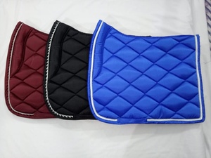 Tapis de selle en polyester pour chevaux anglais de différentes couleurs - Product Image 4