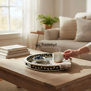 Bandeja Moderna con Incrustaciones de Hueso, Bandeja Decorativa Hecha a Mano, Adorno Premium para Mesa de Comedor, por Tradebyd - Product Image 2