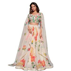 ชุด lehenga choli สำหรับผู้หญิงผ้าไหมแท้พิมพ์ลายดอกไม้แฟนซีดีไซน์ใหม่ - Product Image 1