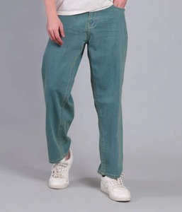 Jeans en denim déchiré et vieilli, coupe ample et large, écologiques, tendance, élégants, urbains, dernières tendances pour hommes - Product Image 1