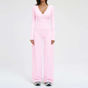 Conjunto Deportivo de 2 Piezas para Mujer, Personalizado, Color Sólido, Top de Manga Larga y Pantalones Cortos Acampanados, Poliéster/Algodón Felpa - Product Image 3