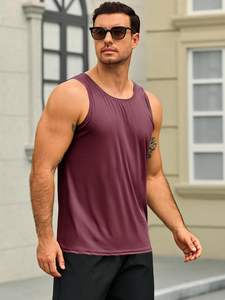 Camiseta sin mangas de poliéster Heritage para hombre, tejido transpirable, capa suave, tacto fresco, movimiento fácil, sensación ligera, comodidad para uso diario, perfil moderno - Product Image 2