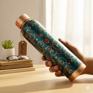 Pure Copper Water <b>Bottle</b> Ayurvedic Drinking <b>Bottle</b> Leakproof Hammered Copper <b>Flask</b> Custom Logo Wellness Gift Bulk Wholesale - Product Image 2