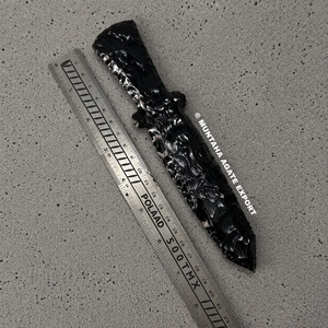 Daga Decorativa de Obsidiana Negra Hecha a Mano, Duradera, de 8 Pulgadas, Figura de Piedra Natural, Pieza de Arte Coleccionable con Tema de Amor, Khambhat - Product Image 2