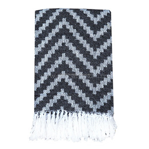 Manta tejida negra de mezcla de algodón de primera calidad, manta tejida con patrón de Chevron de lujo, manta decorativa con borde de flecos - Product Image 2
