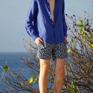 กางเกงว่ายน้ำผู้ชายทรงลำลองแบบสวมใส่สบาย สีรุ้ง ผลิตจากไนลอนโพลีเอไมด์ 100% แห้งเร็ว มีกระเป๋าข้าง เอวยางยืดระดับกลาง - Product Image 5