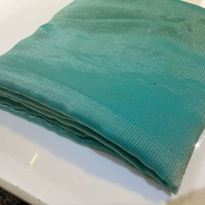 Saris en satin de polyester/nylon luxueux avec finition brillante, tissu tissé de poids moyen pour occasions spéciales - Product Image 1