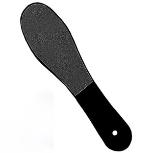 Râpe à pieds en plastique texturée noire pour l'élimination des callosités, le lissage des talons, la pédicure et les soins des pieds - Product Image 1