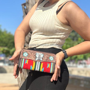 Manta de sillín mecanizada a mano para mujer, billetera de mariposa, billetera occidental de cuero genuino, billetera grande con cremallera, patrón Floral, alfombra azteca, embrague - Product Image 2