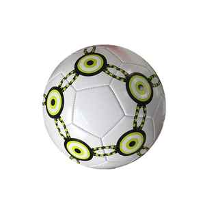 Ballon de football en tissu de qualité supérieure, nouveau design, ballon de football le plus populaire, fabriqué au Pakistan, couleur unie - Product Image 1