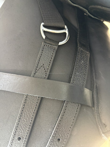 Selle de dressage en cuir noir de haute qualité, selle d'équitation tout usage avec arceau en plastique et quincaillerie en acier inoxydable - Product Image 2