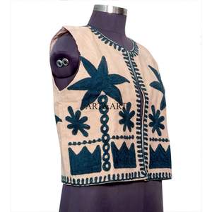 Chaleco de algodón para mujer con estampado de palmeras, sin mangas, con botones, bordado a mano, ecológico, estilo étnico, informal. - Product Image 3