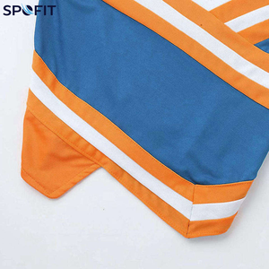 Ensemble d'uniformes de cheerleading en tissu confortable et respirant, avec logo personnalisé, pour les équipes scolaires et sportives - Product Image 6
