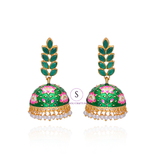 Pendientes Jhumka Jhumki hechos a mano con estilo Meenakari pintados a mano, pendientes Jhumka Jhumki con perlas para recuerdos de boda. - Product Image 2