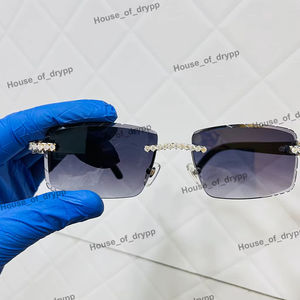 Gafas de sol cuadradas sin montura con detalles de barra de diamantes de moissanita plateados, estilo hip hop de lujo, para regalo unisex. - Product Image 2