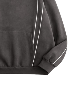 Sudadera con Capucha para Hombre, Color Gris Carbón, con Rayas Laterales en Contraste, Estilo Casual Urbano, Felpa de Algodón, Bolsillo Canguro - Product Image 4