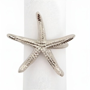 Anneau de serviette en métal élégant, conçu pour les repas quotidiens, avec un poids équilibré et une finition polie et soignée. - Product Image 1