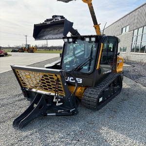 Chargeuse compacte télescopique sur chenilles JCB TELESKID 3TS-8T, 74 CV, diesel, machine de construction avec godet de 0,43 m³ - Product Image 3