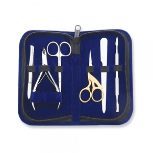 Toilettage sans effort: ensemble de manucure bleu de 6 pièces kit de pédicure et de soin des ongles professionnel ensemble de manucure coupe-ongles en gros - Product Image 1
