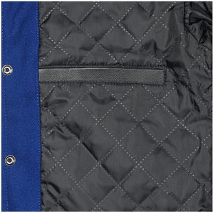 Blouson Bomber Homme Personnalisé de Qualité Supérieure avec Broderie Chenille sur les Manches, Style Baseball et Universitaire - Product Image 4